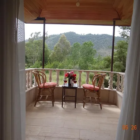 Yesemin Bed & Breakfast *